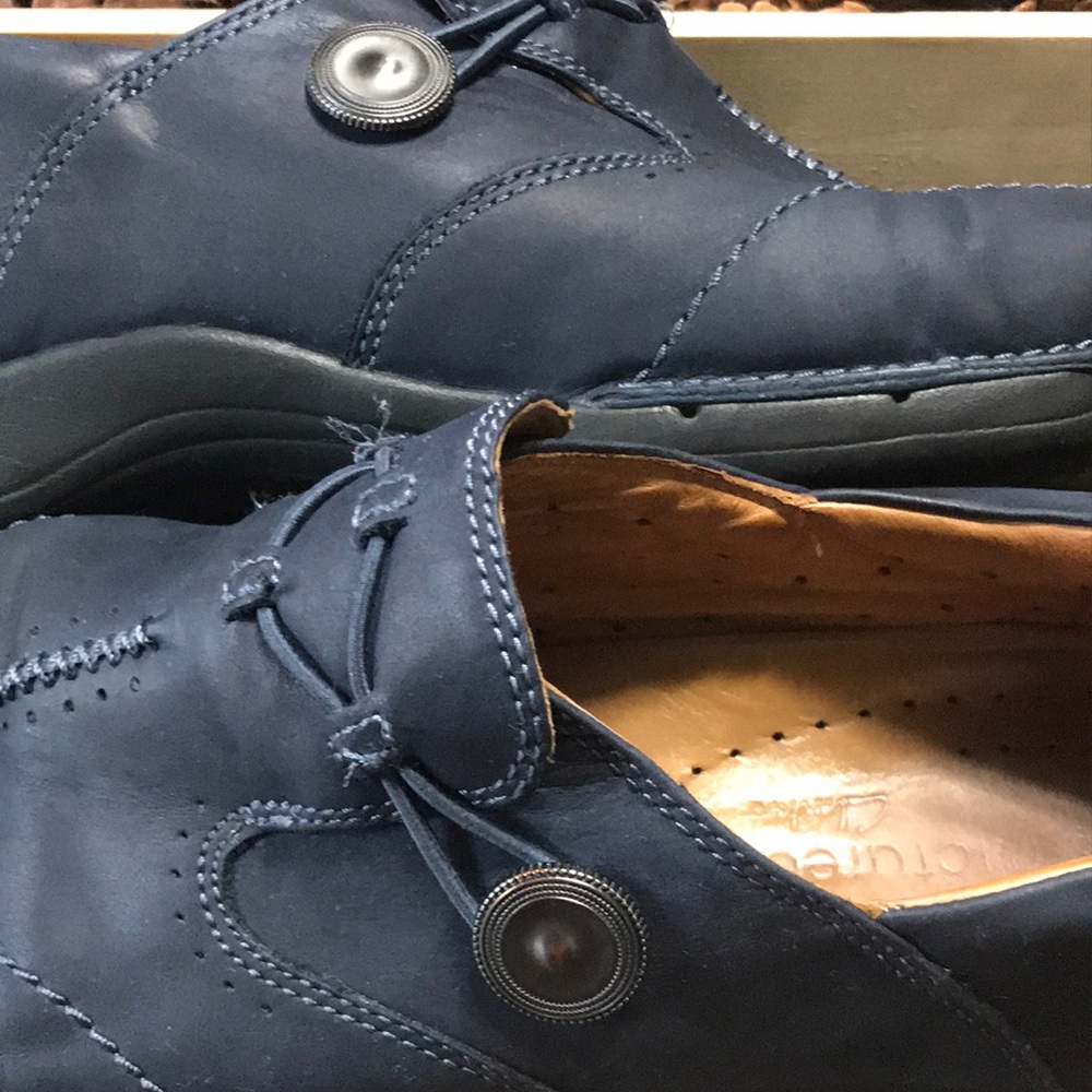 Unstructured Clark’s Un Loop Casual Loafer - image 3